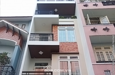 NHÀ HXH TÔ HIẾN THÀNH, QUẬN 10 – 3.7×17M – 4 TẦNG – 6PN – Ô TÔ NGỦ TRONG NHÀ – CHỈ 15,5TỶ